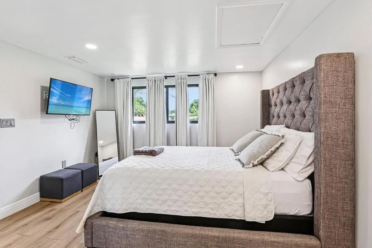 度假居 Coastal Comfort Retreat Getaway Near Hospitals 坦帕