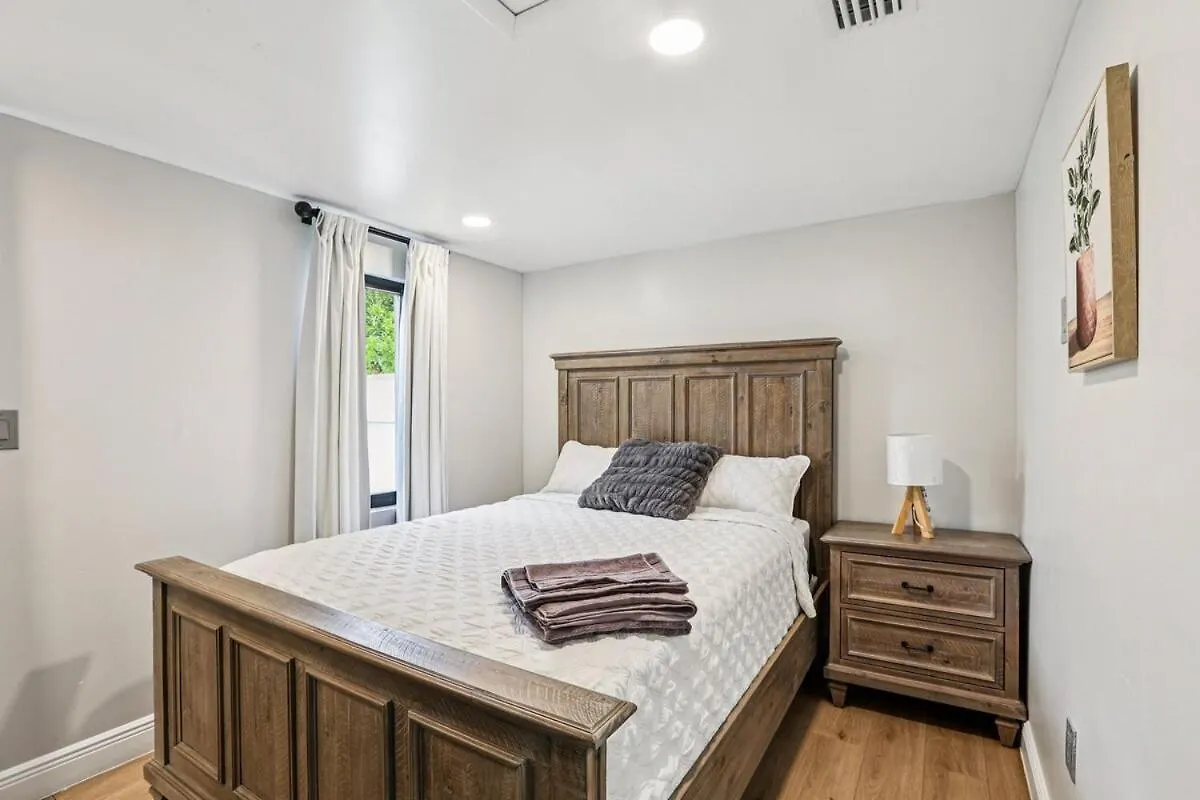 Coastal Comfort Retreat Getaway Near Hospitals 坦帕